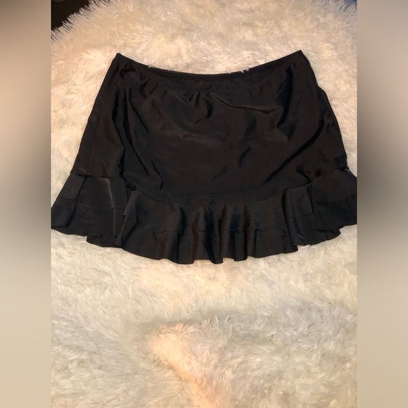 VENUS Black Mini Swim Skirt - Picture 3 of 13